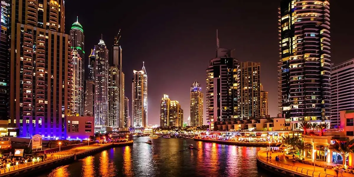 Dubai luxury skyline featuring Burj Khalifa and Palm Jumeirah showcasing the city's transformation into a luxury capital